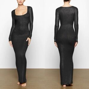 SKIMS Lounge Ribbed Long Sleeve Maxi Dress in Black Onyx Foil NWT Sz. Small